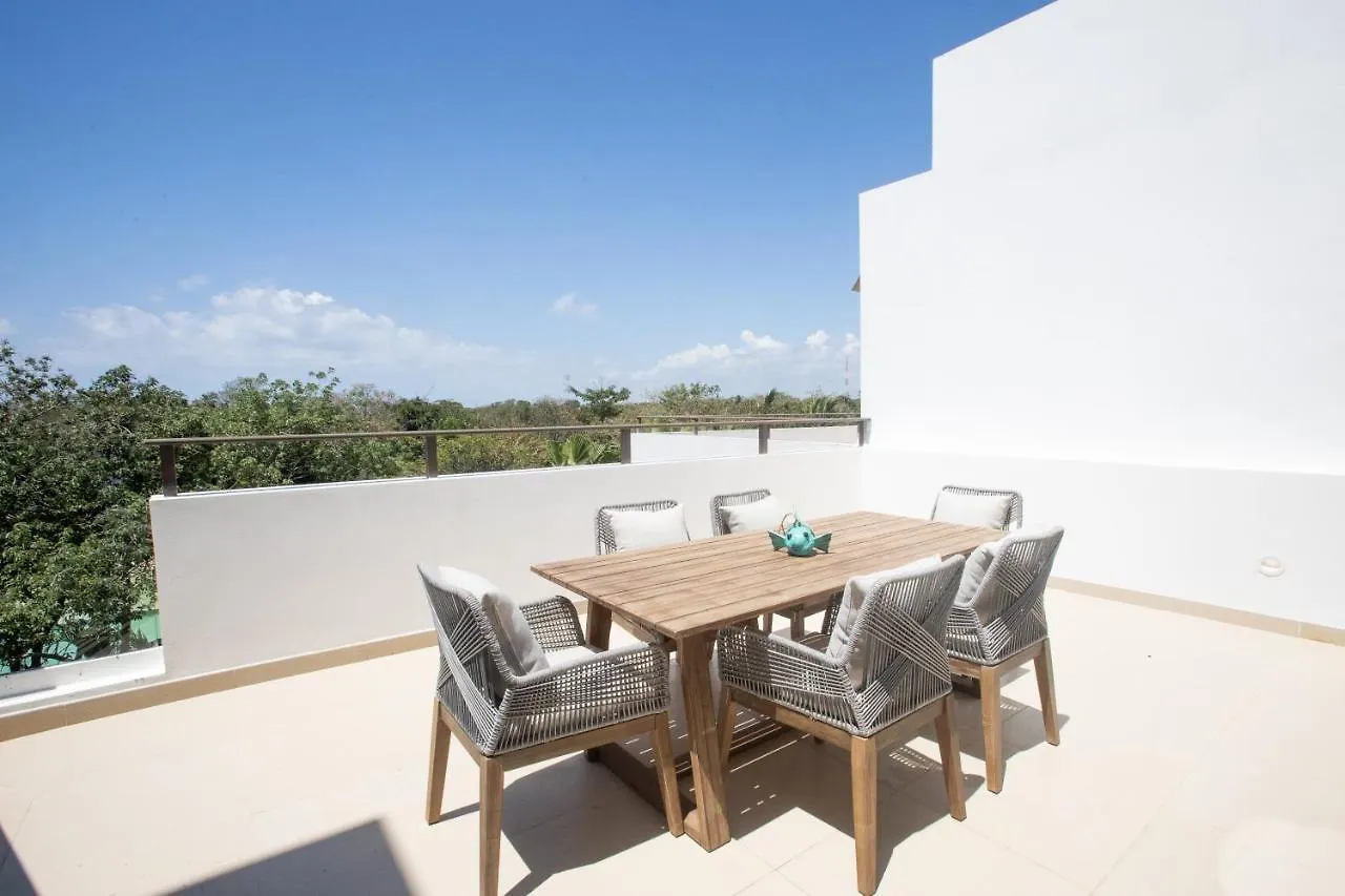 4 Bed/3Bath Penthouse Lorena Ochoa-Corasol Playa del Carmen Apartmán